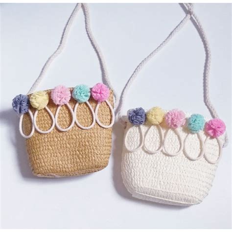 bolsinha de palha infantil